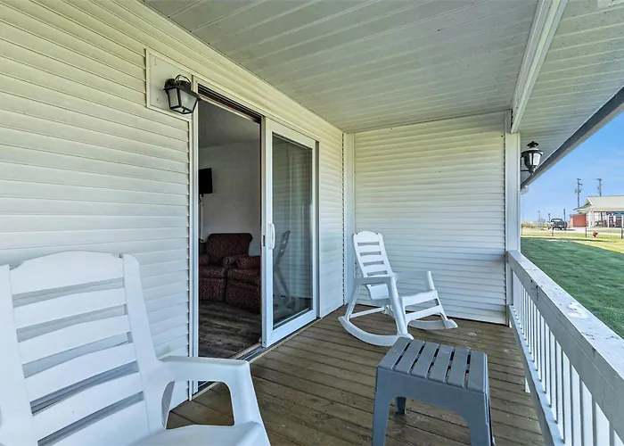 Family Hotel: Snyders Shoreline Inn