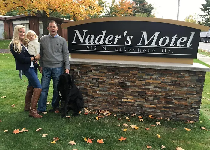 Nader'S Motel & Suites